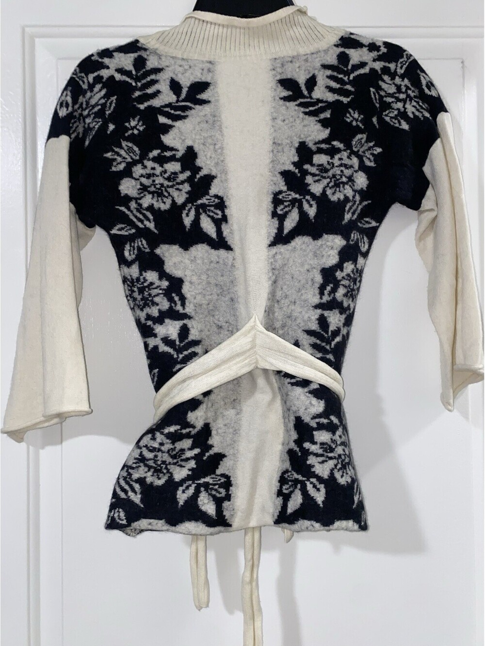 LiaMolly Anthropologie Wool Black and Cream Intarsia Kimono Sweater vintage XS - Picture 5 of 8